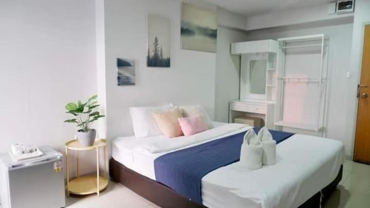 88 Living Aparthotel Bangkok Buitenkant foto