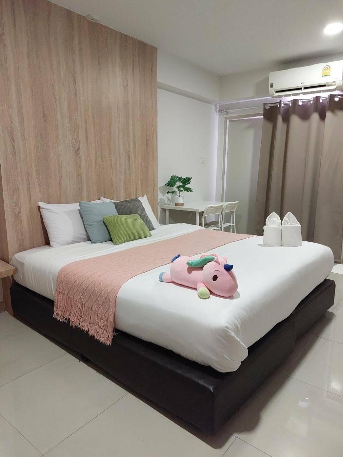 88 Living Aparthotel Bangkok Buitenkant foto