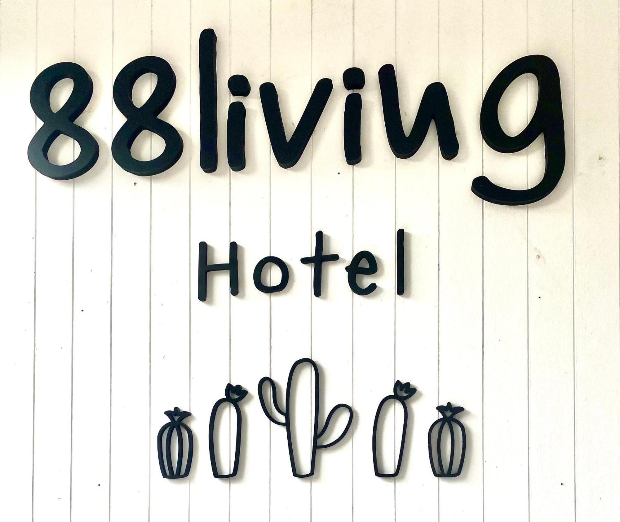 88 Living Aparthotel Bangkok Buitenkant foto