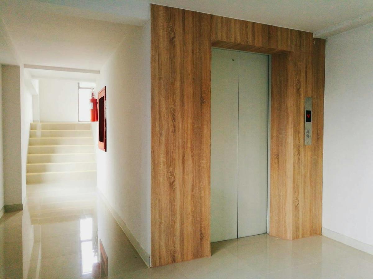 88 Living Aparthotel Bangkok Buitenkant foto